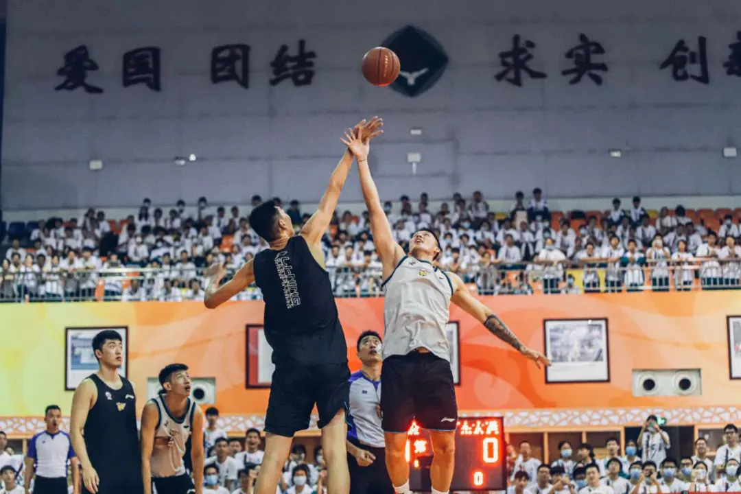 如何选择适合篮球康复训练的器材_0